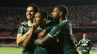 Com gol em clássico, Rony quebra tabu de 25 anos e vira artilheiro-garçom do time em 2022