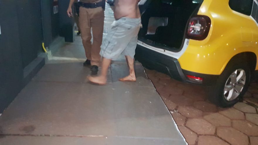 Homem é preso após agredir companheira em Corbélia