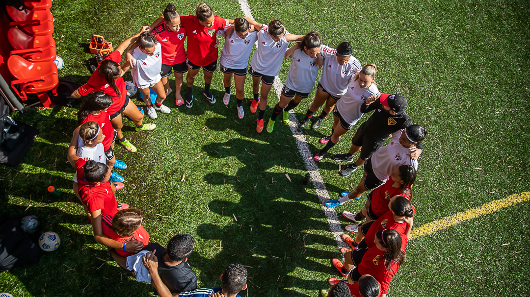 Base feminina se prepara para disputar a Copa Ouro