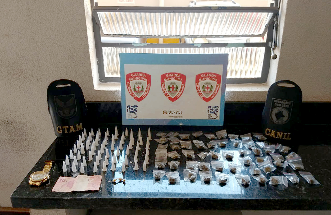 GM encaminha para delegacia suspeitos por traficar drogas ao lado de escola na zona norte