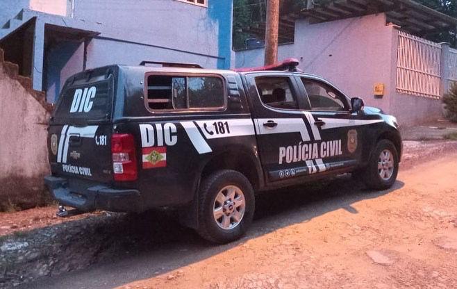 Polícia Civil prende três homens por crimes de homicídio e roubo ocorridos em Blumenau