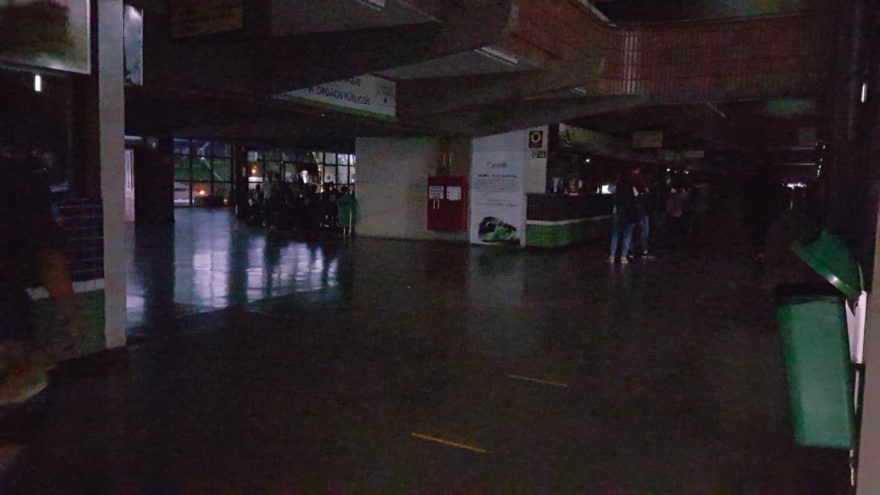Rodoviária de Cascavel inicia a noite desta sexta-feira (11) sem luz