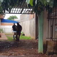 Imagem referente a Jonathan Ferreira de Oliveira levou ao menos sete tiros de 9mm em residência no Cascavel Velho