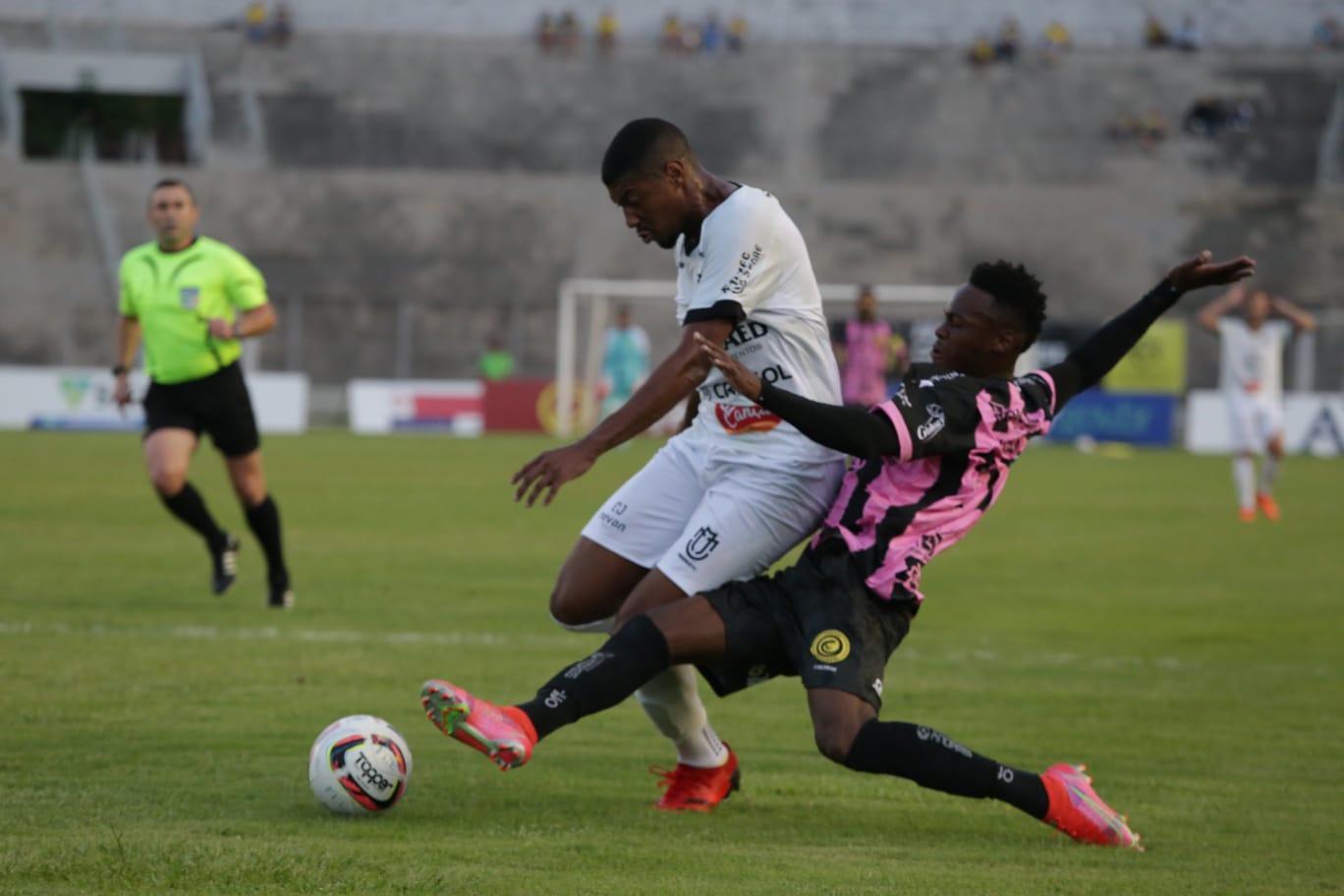 Cascavel domina o jogo, mas é superado pelo Maringá no primeiro confronto das quartas