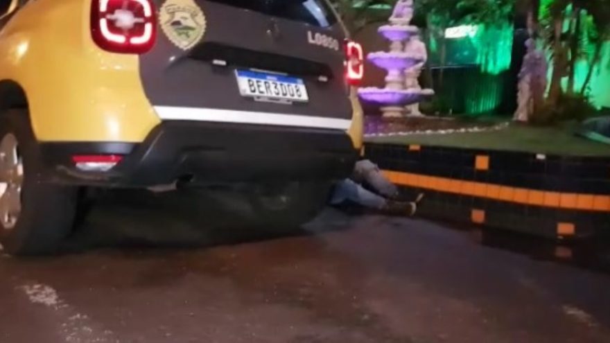 Homem agredido em bar pede socorro em motel e é atendido por socorristas