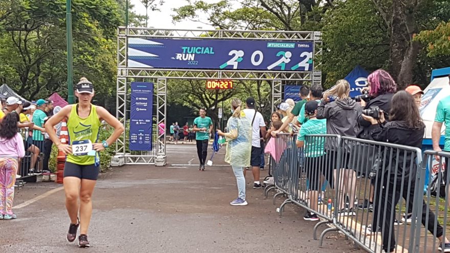Corrida é realizada no Lago Municipal de Cascavel