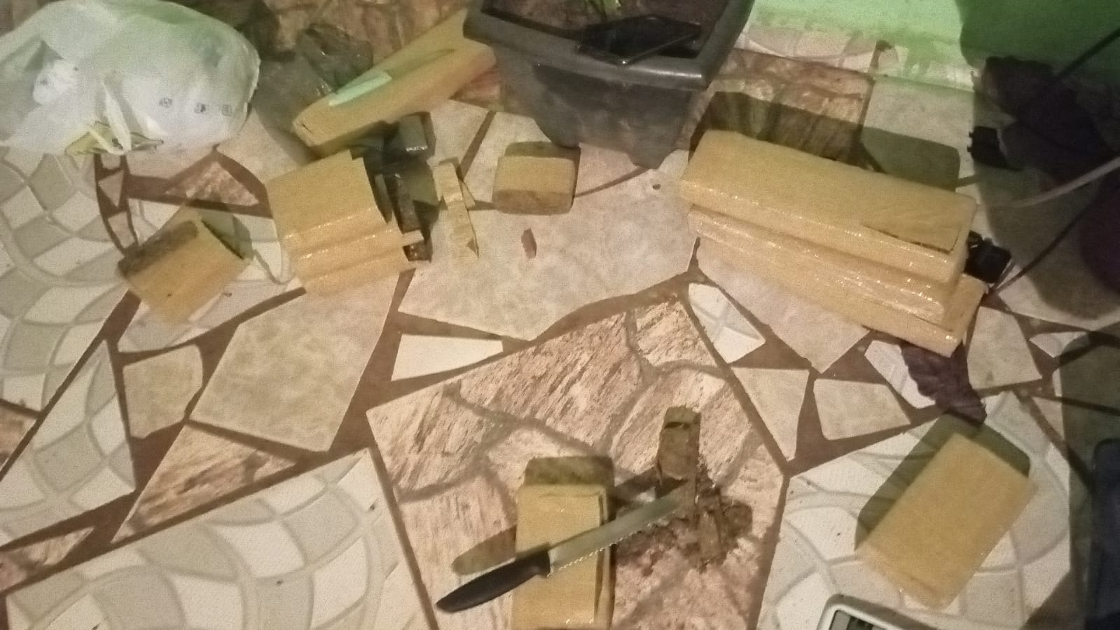 Polícia Civil prende traficante responsável por abastecer bocas de fumo em Água Clara
