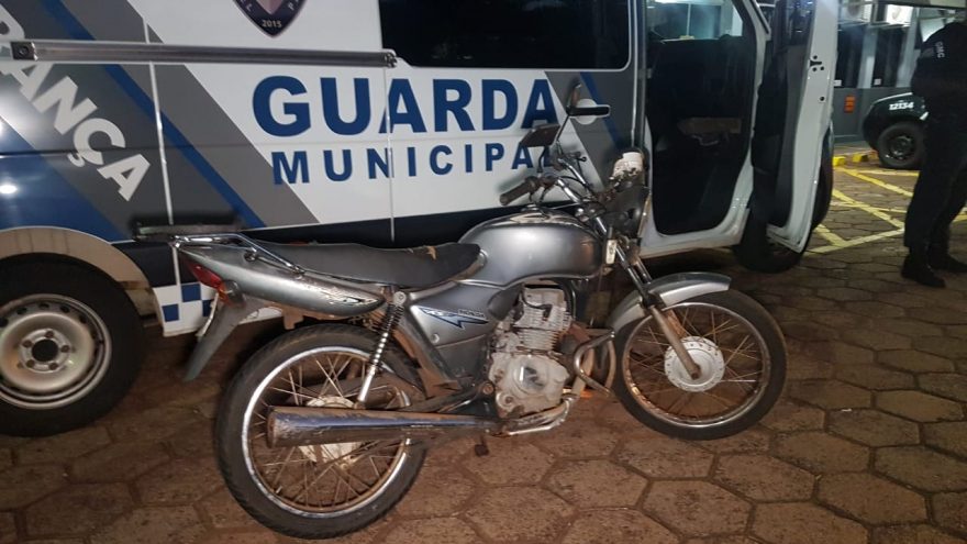 Moto com registro de furto é encontrada no Bairro Claudete, em Cascavel