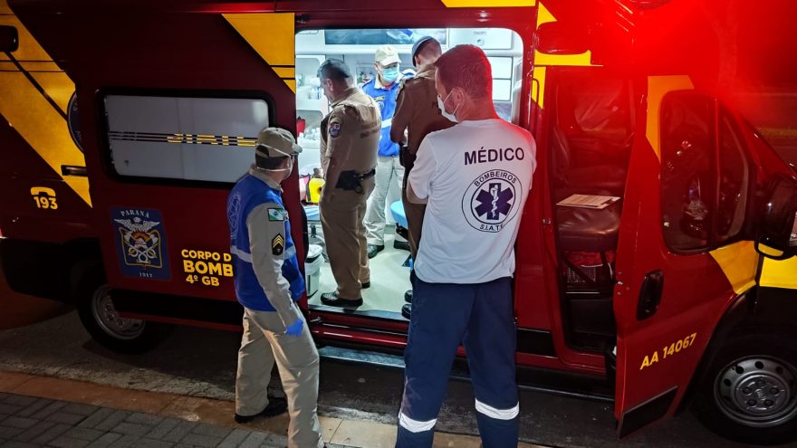 Homem é esfaqueado em briga de bar e socorrido pelo Siate no Pacaembu