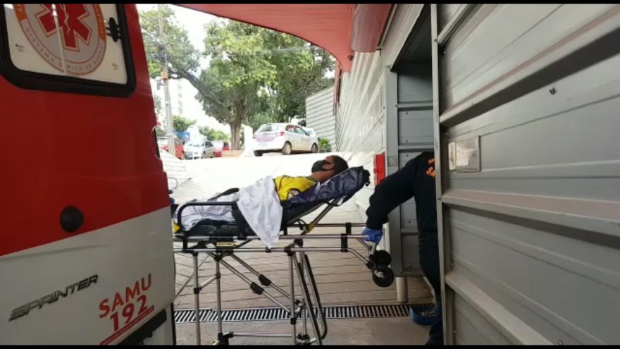 Homem que sofreu infarto em Guaíra é trazido de helicóptero a Cascavel