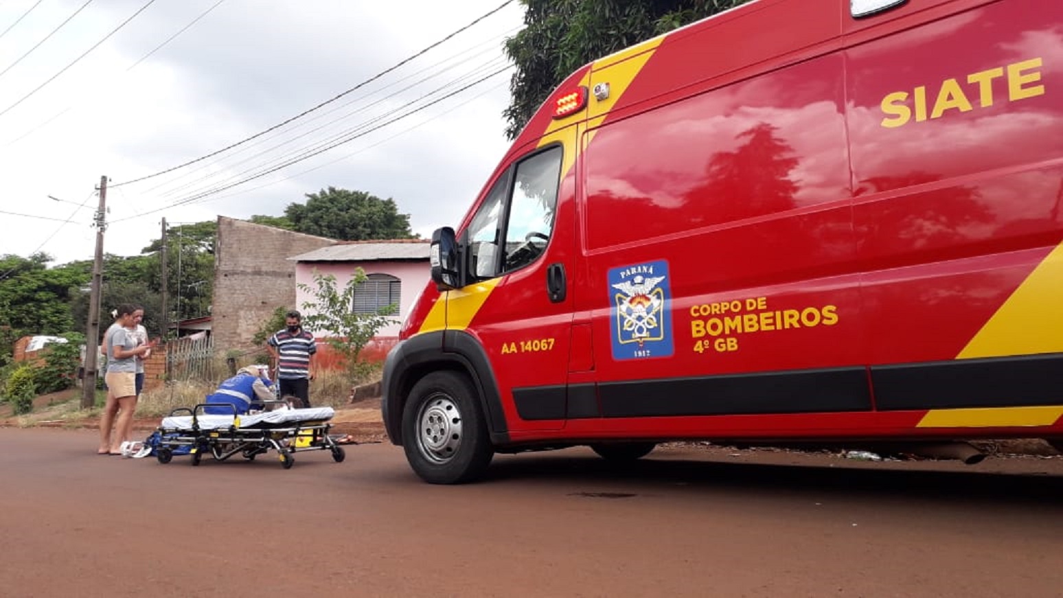 Acidente entre bicicletas deixa menina ferida no Brasmadeira
