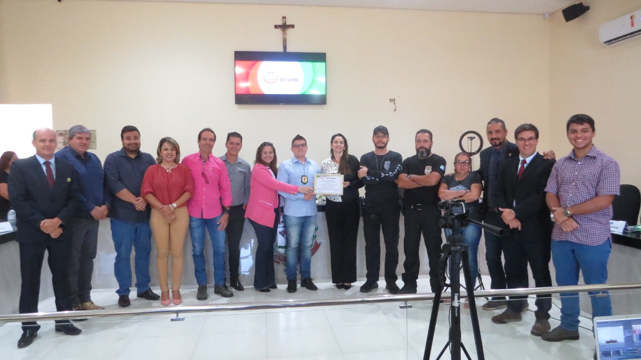Policiais Civis da Delegacia de Rio Verde são homenageados pela Câmara Municipal