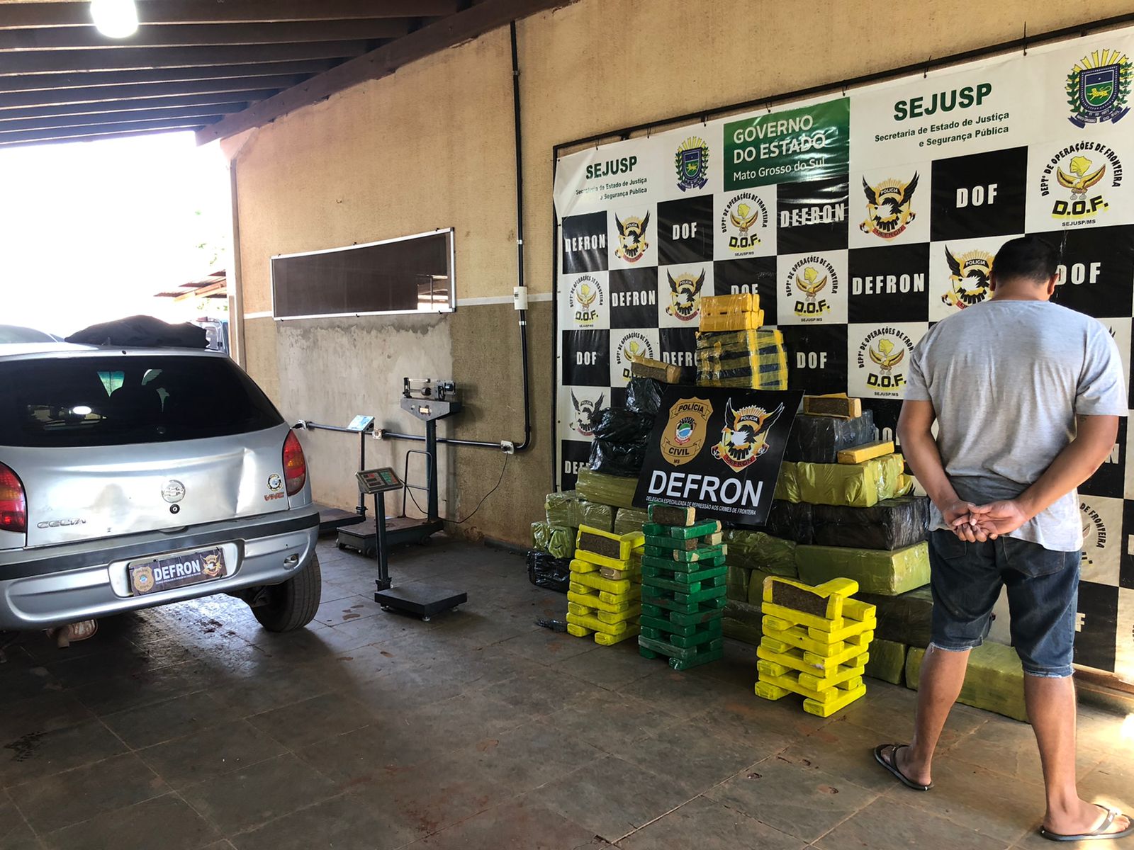 Carro carregado de maconha é apreendido pela Polícia Civil em Ponta Porã