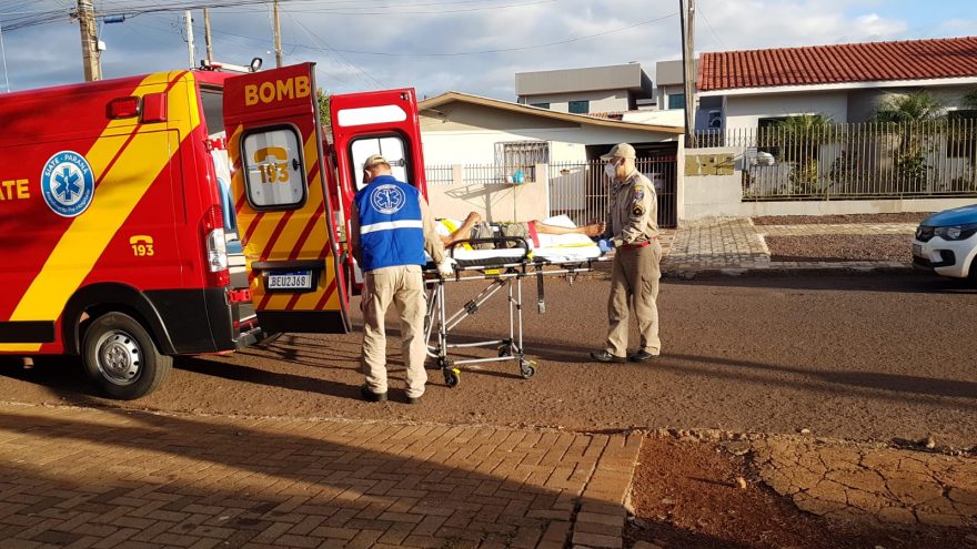 Homem é encontrado caído em estabelecimento comercial e é socorrido pelo Siate