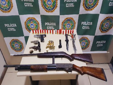 Polícia Civil prende homem em posse de armas e munições em Iguaba Grande