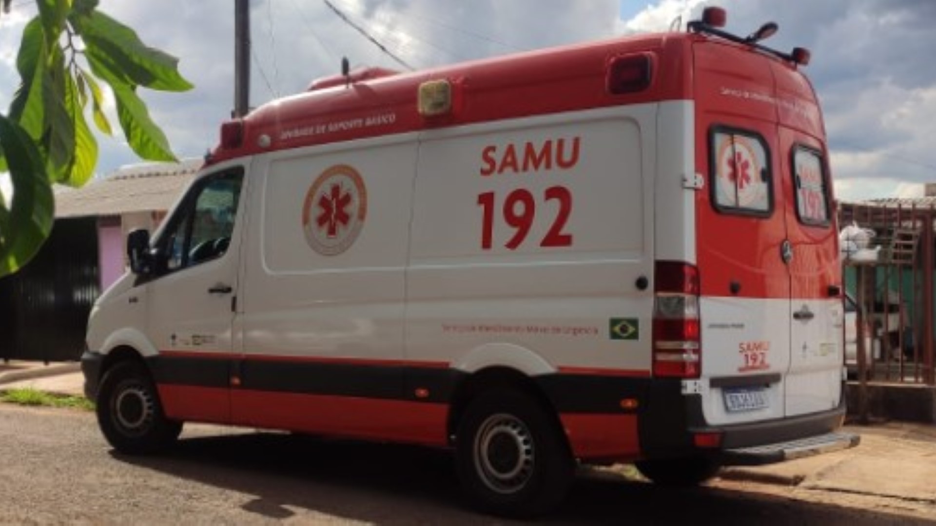 Idoso é atendido pelo Samu após ser encontrado inconsciente