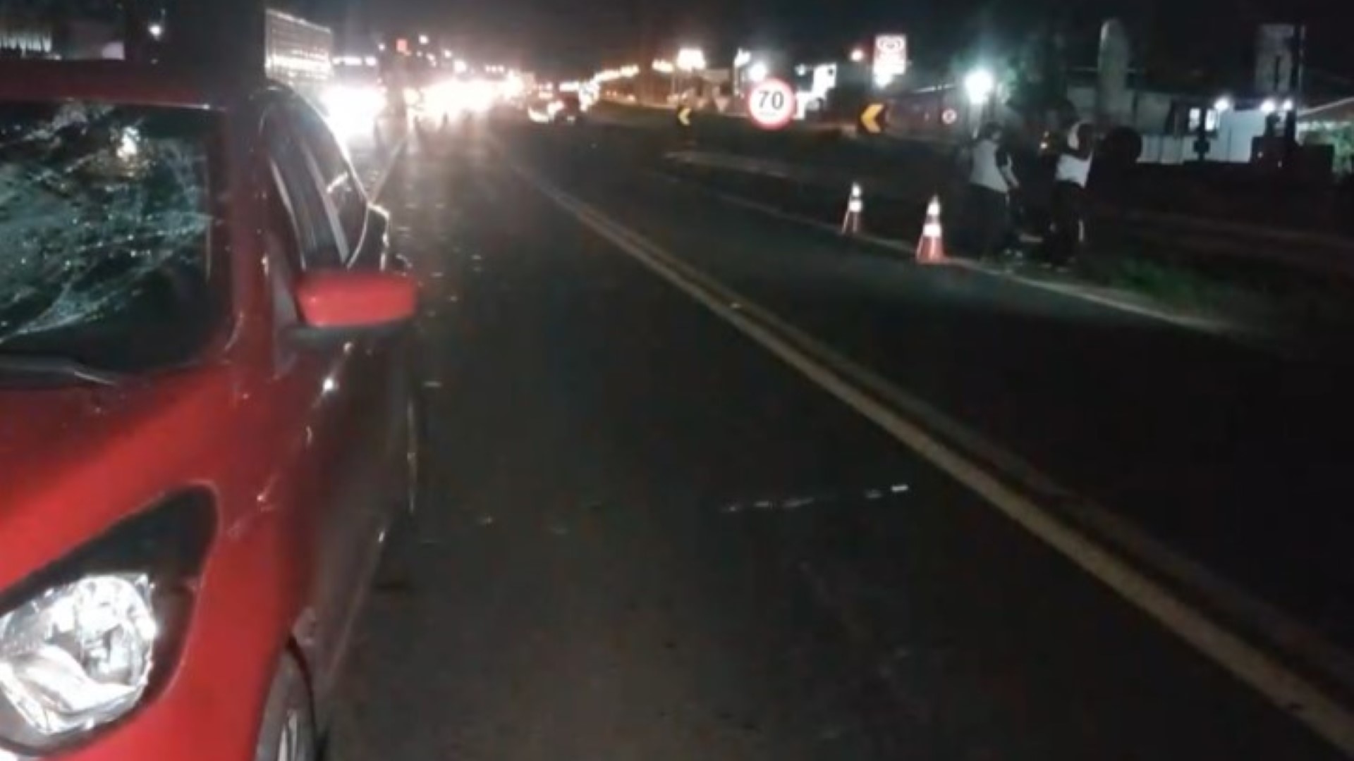 Ciclista sofre ferimentos na cabeça após colisão com veículo na BR-277