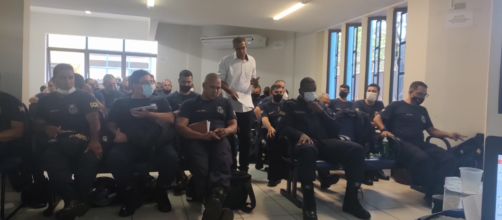Titular da DEFURV ministra palestra para a Guarda Municipal de Campo Grande