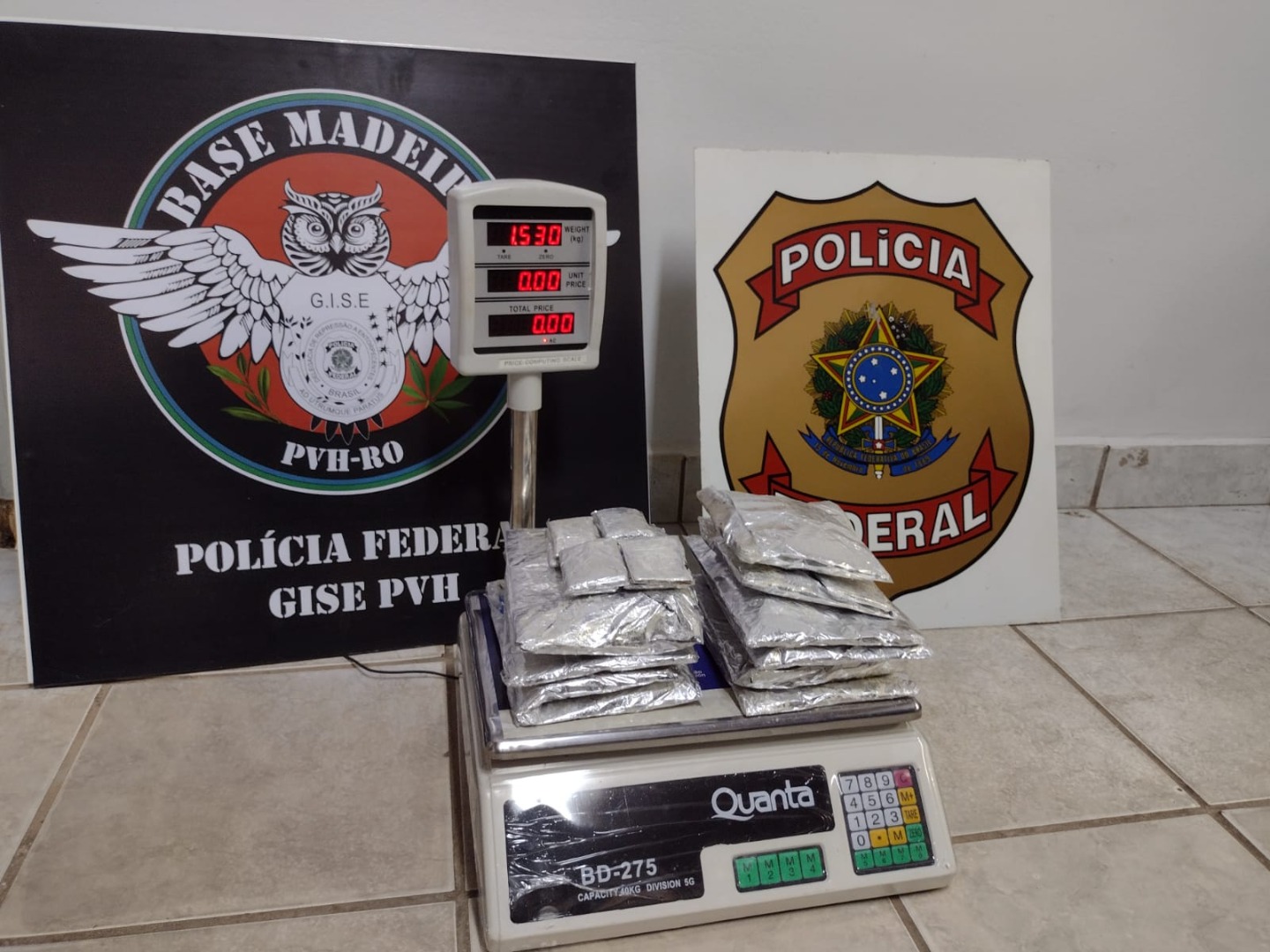 PF apreende cerca de 3 kg de cocaína no aeroporto de Porto Velho
