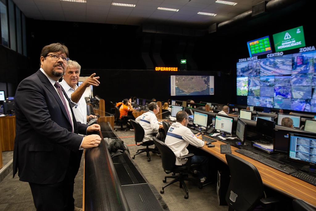 PGJ conhece as instalações do Centro de Operações Rio e destaca importância de parceria entre entidades públicas