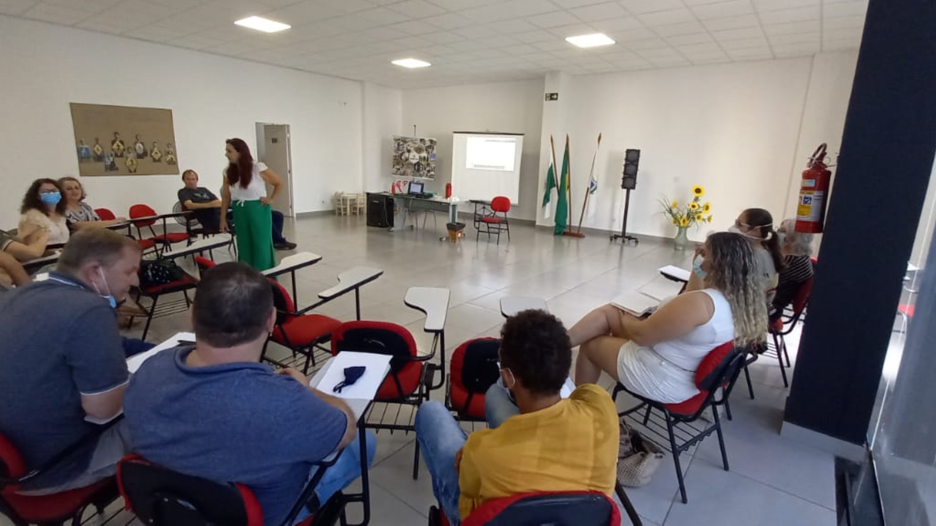 Motoristas da Secretaria de Saúde recebem formação continuada pela Escola Pública de Trânsito