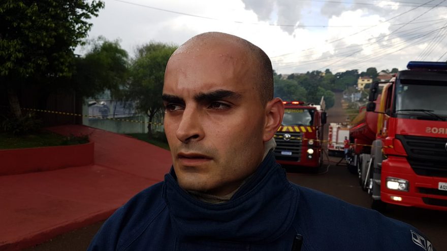 Tenente dos Bombeiros fala sobre incêndio no Universitário