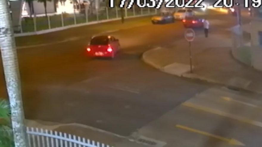 Veja imagens do acidente que vitimou jovem de 21 anos ontem (17)