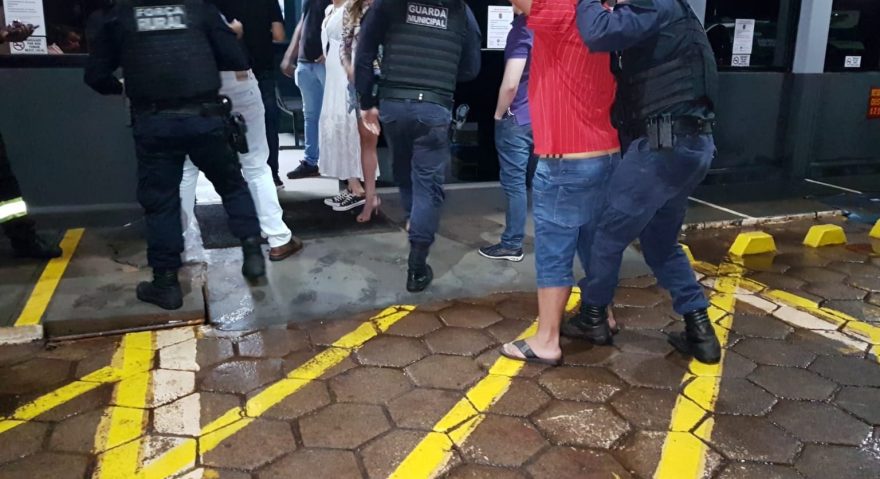 Oito pessoas detidas em Blitz por embriaguez ao volante são encaminhadas à Delegacia