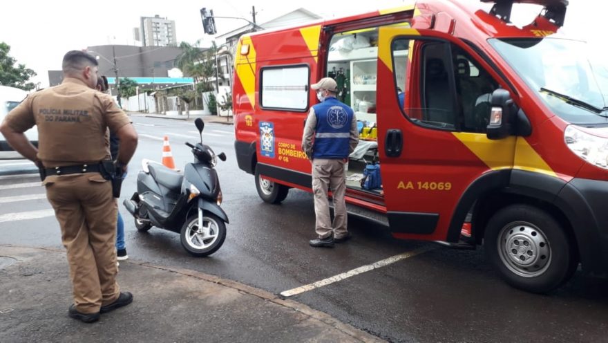 Motociclista sofre queda na Rua Nereu Ramos e Corpo de Bombeiros é acionado