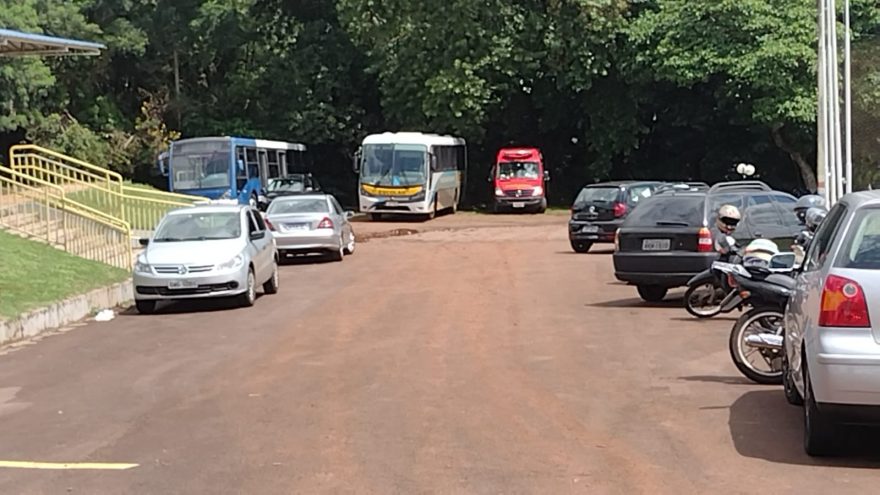 Depois de uma forte dividia no futebol, Rapaz precisa de socorro médicos na Rua Jacarezinho