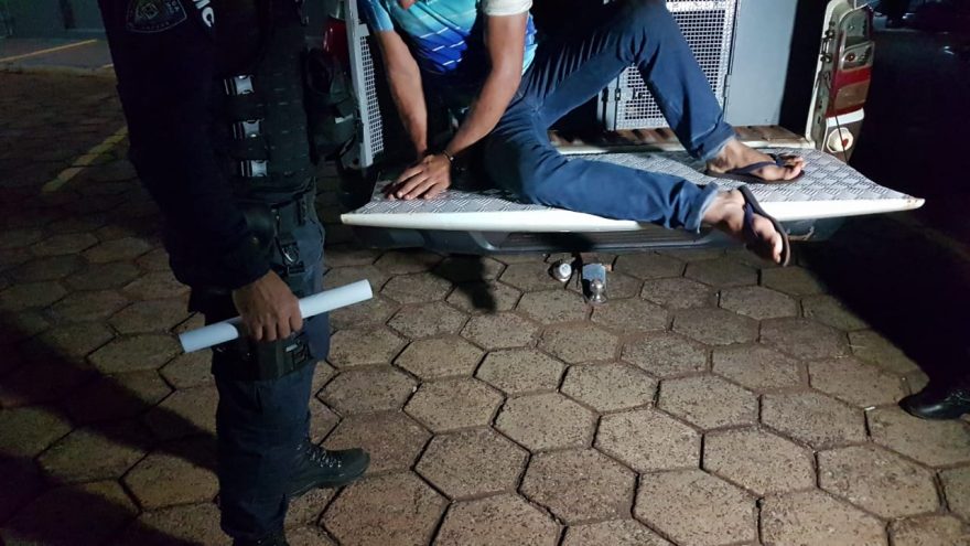 GM prende homem acusado de agredir companheira e enteada de cinco anos em São João d’Oeste