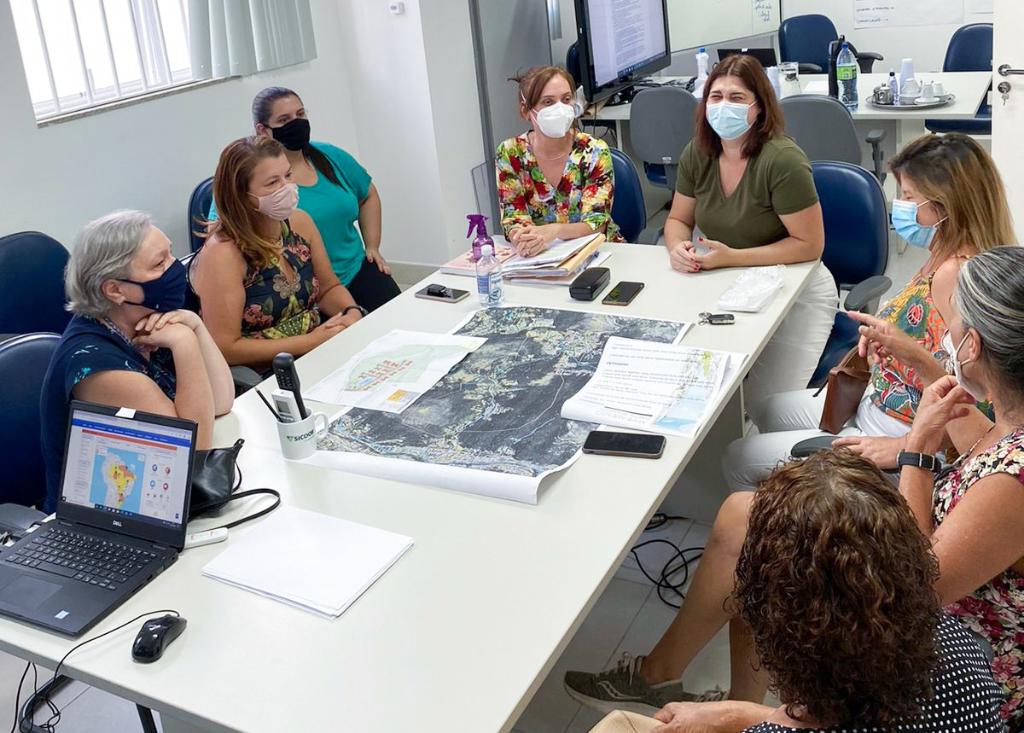 MPRJ realiza reunião para debater a proposta de construção de moradias populares no Caetitu, em Petrópolis