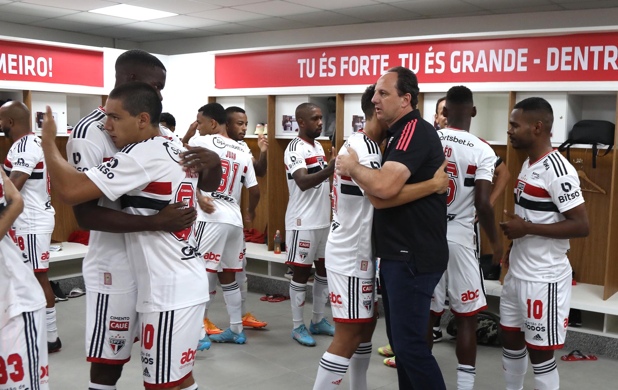 SPFCtv: bastidores de São Paulo 2 x 1 Botafogo-SP