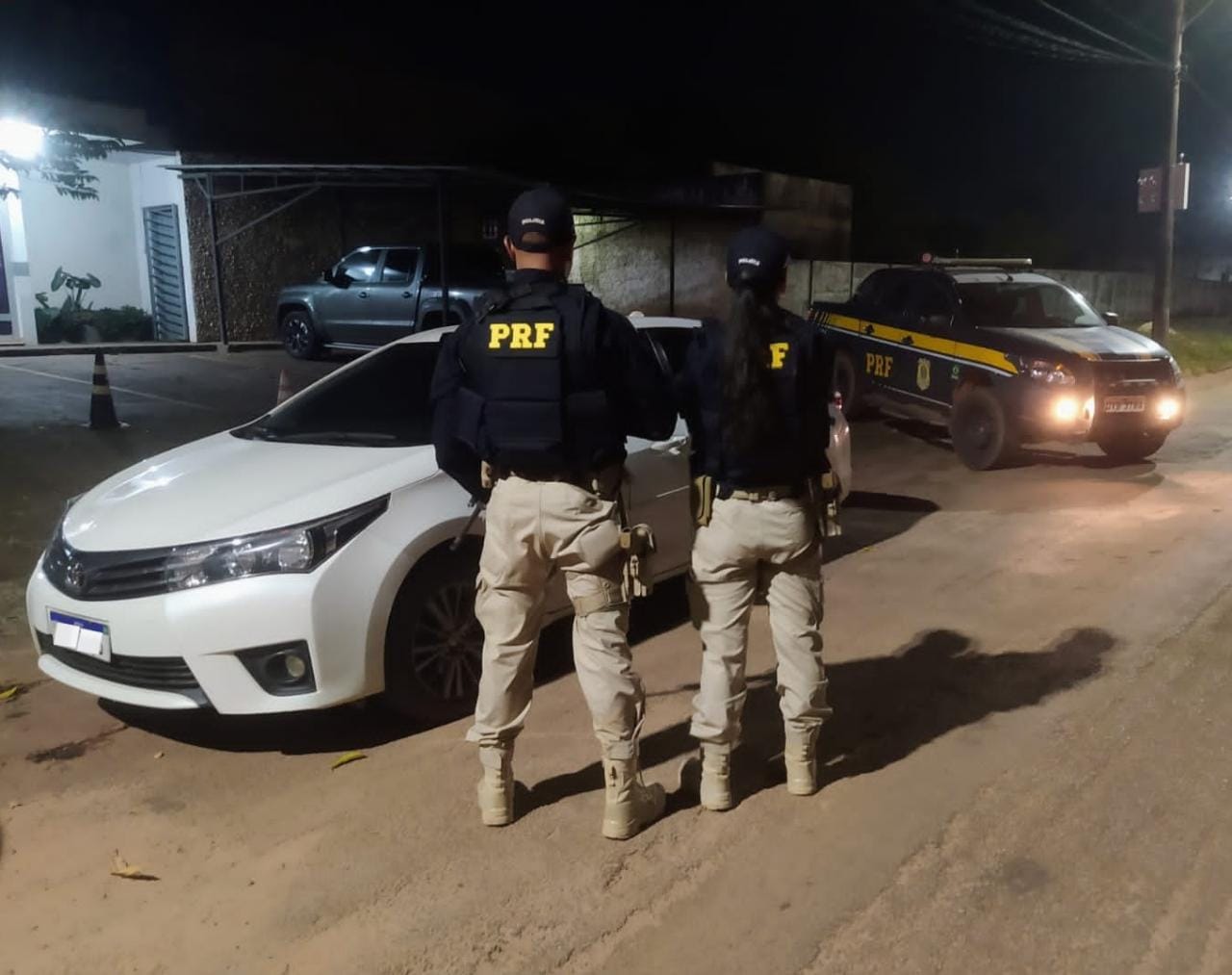 PRF recupera 02 veículos na BR-155, em Redenção/PA