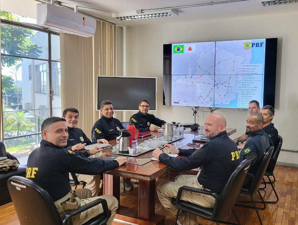 PRF MG recebe o Projeto Mentoria em Gestão