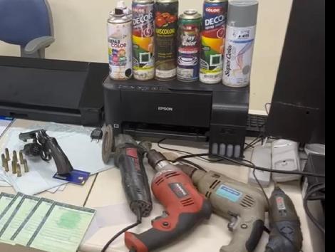 Polícia Civil prende suspeito de clonagem de veículos roubados para a maior facção criminosa do Estado