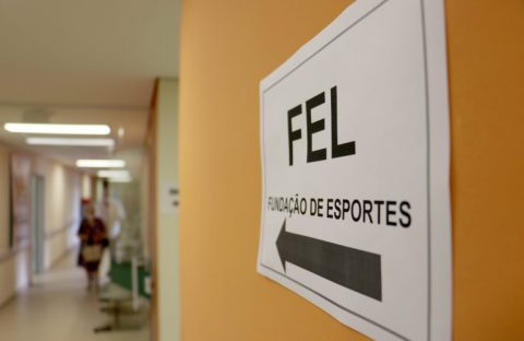 Fundação de Esportes interrompe alguns serviços administrativos para capacitar servidores Imagem referente a Fundação de Esportes interrompe alguns serviços administrativos para capacitar servidores