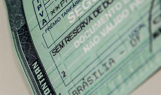 Liminar do TRF4 determina que a União emita o CRLV em formato físico