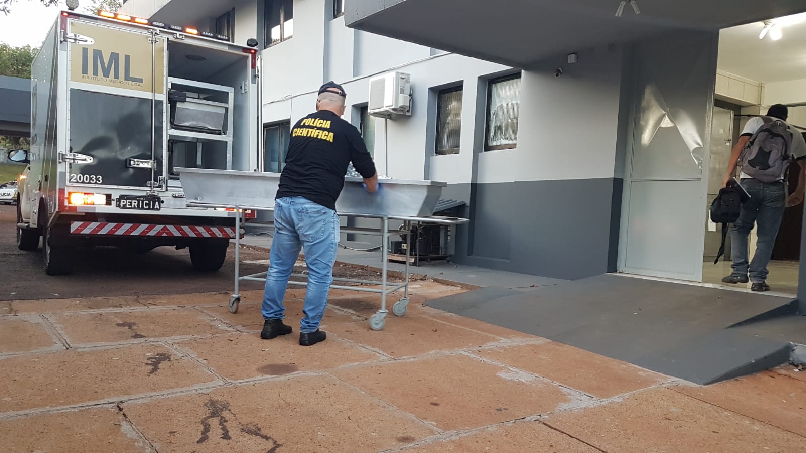 Corpo de homem que morreu em Quedas do Iguaçu chega no IML de Cascavel