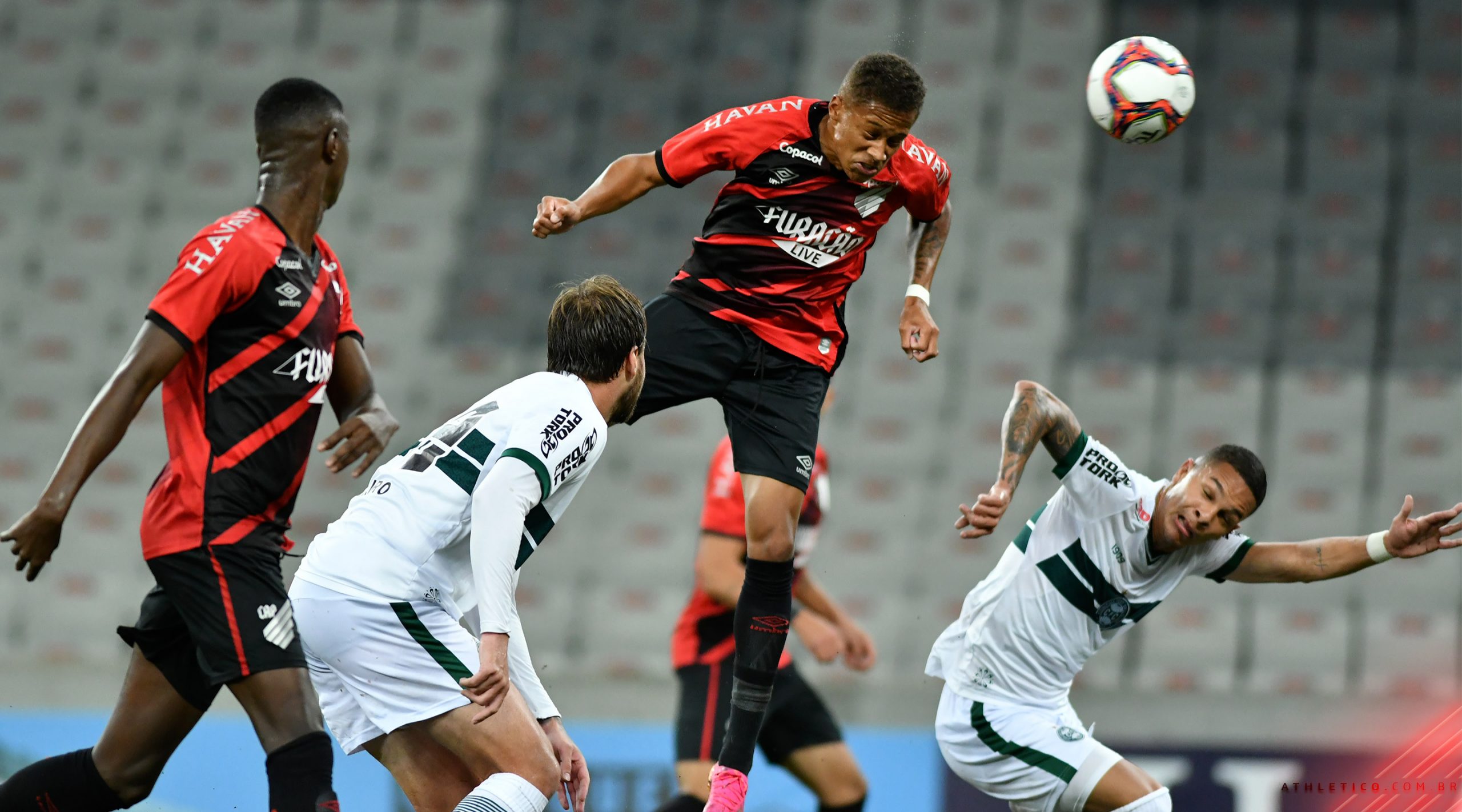 Aquecimento para a semifinal! Relembre os últimos dez clássicos contra o Coritiba