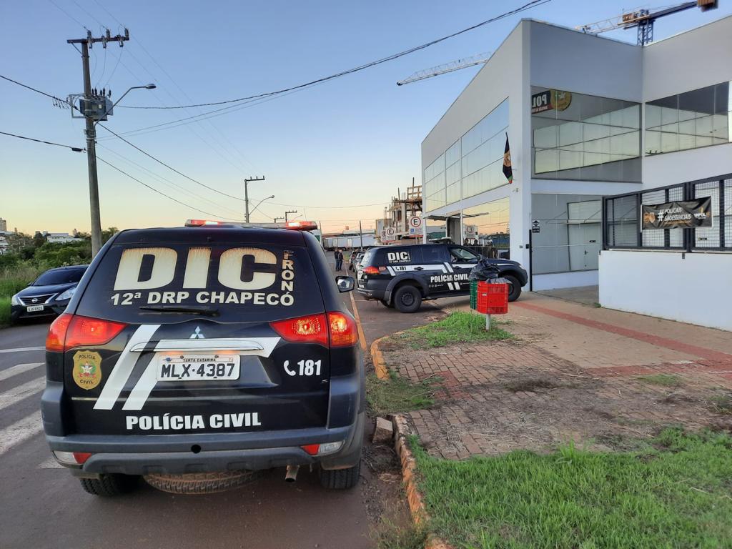 Polícia Civil deflagra nova fase da operação “Imperadores” em combate ao tráfico de drogas em Chapecó