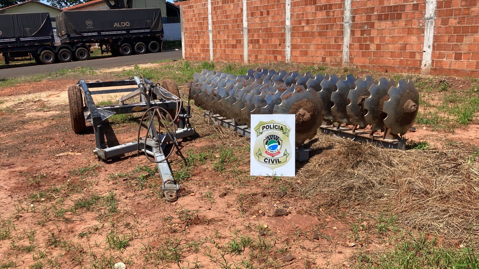 Polícia Civil identifica suspeito de furto de maquinário agrícola e recupera objeto