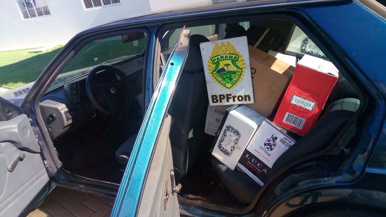 BPFron apreende carga de R$ 55 mil em vinhos argentinos