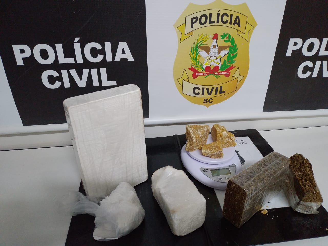 Polícia Civil faz prisões em flagrante por tráfico e tentativa de homicídio em Chapecó