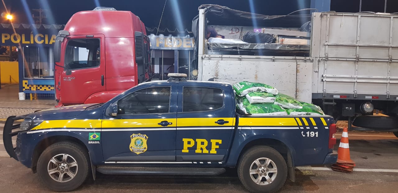 PRF apreende carga de agrotóxicos em Rondonópolis