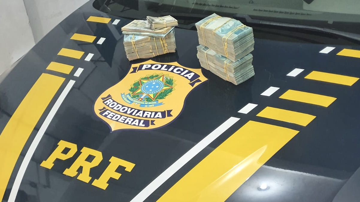 PRF apreende quase 200 mil reais sem procedência