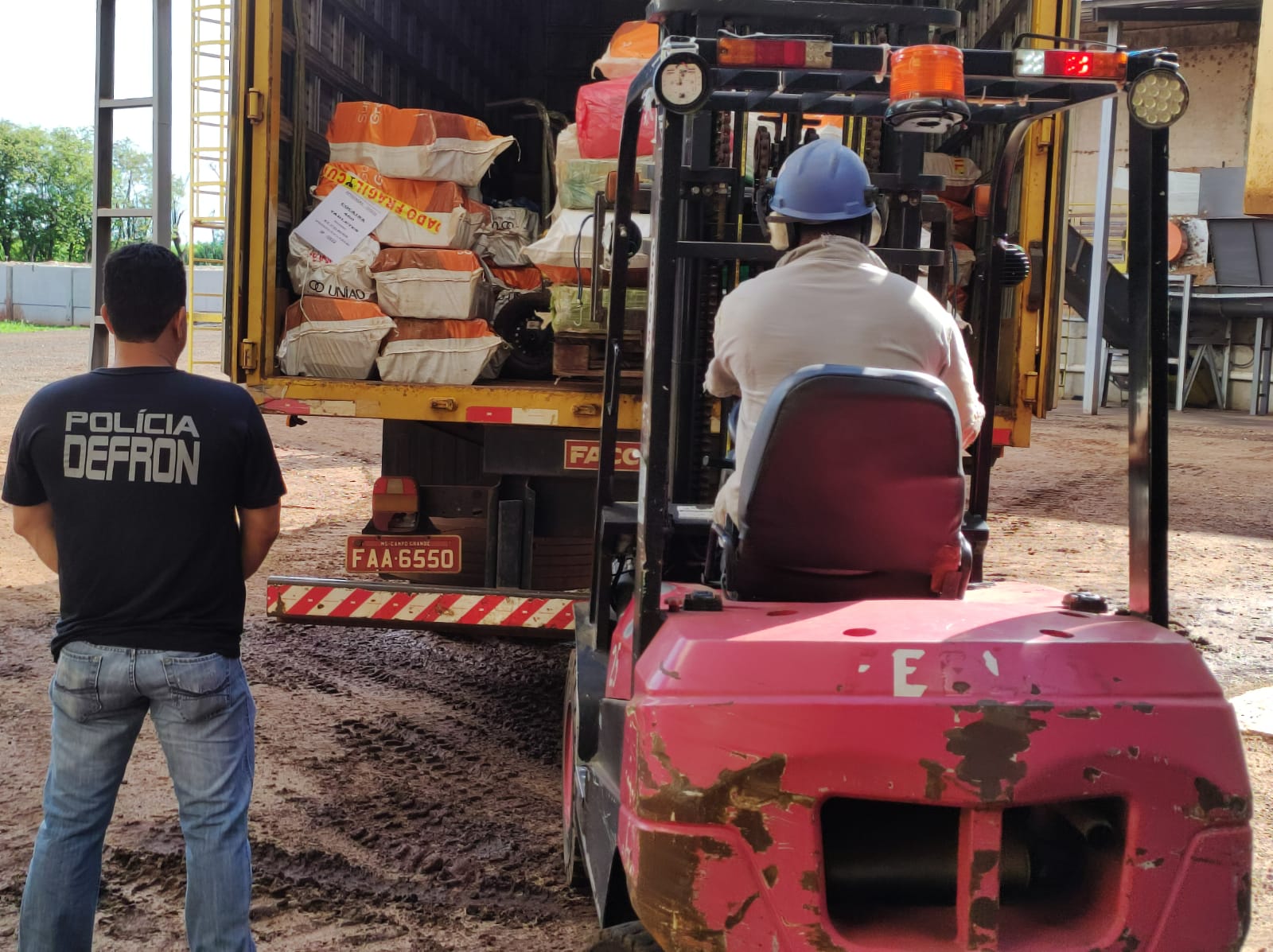 Polícia Civil incinera mais de 5,6 toneladas de drogas em Dourados