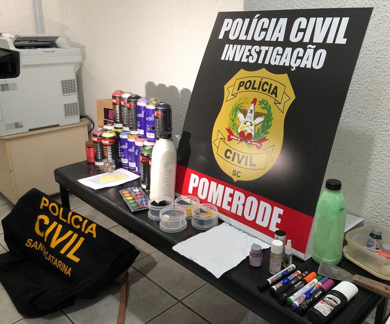 Polícia Civil atua contra pichações do patrimônio histórico e cultural em Pomerode