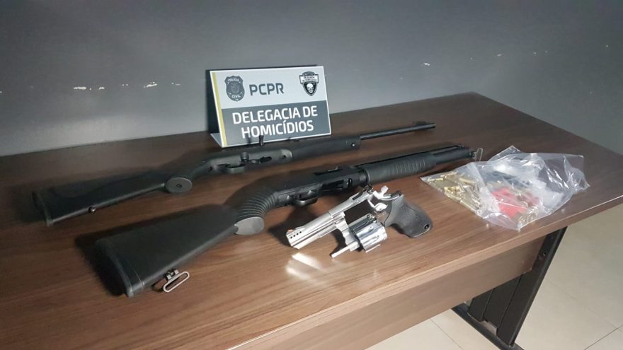 Delegacia de Homicídios apreende três armas na casa de suspeito de matar Ailson Augusto Ortiz