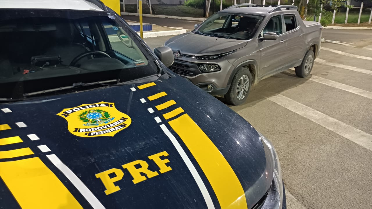 Homem compra caminhonete roubada em feira e é detido pela PRF em Garanhuns